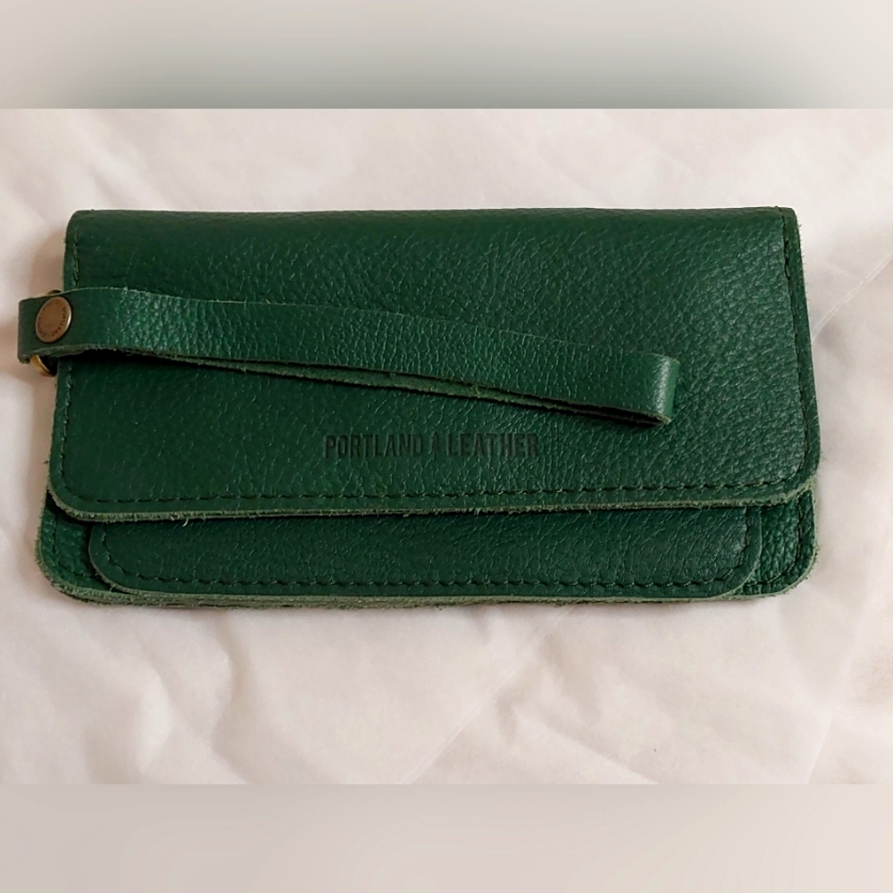 Portland Leather Goods (PLG) Bacalar Lily Wristlet